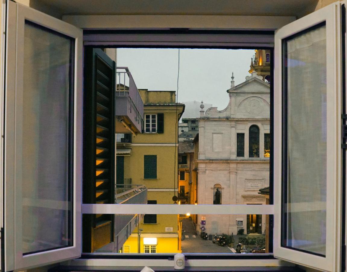 Отель Piccolo Borgo Кьявари Экстерьер фото